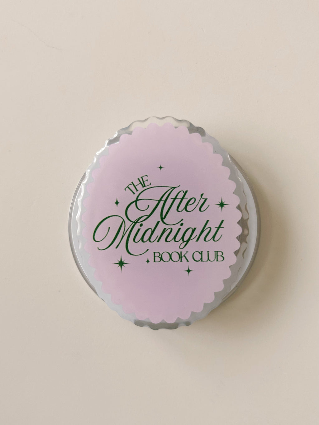 After Midnight - Magnetic e-Reader Grip